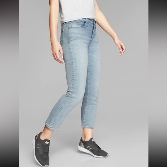 Athleta Skulptek Slim Zion Wash Jeans Size 4 - Picture 1 of 11